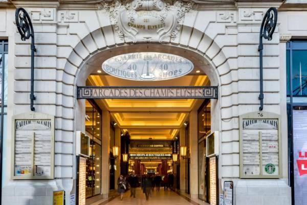 Апартаменты The Paris Guest Экстерьер фото